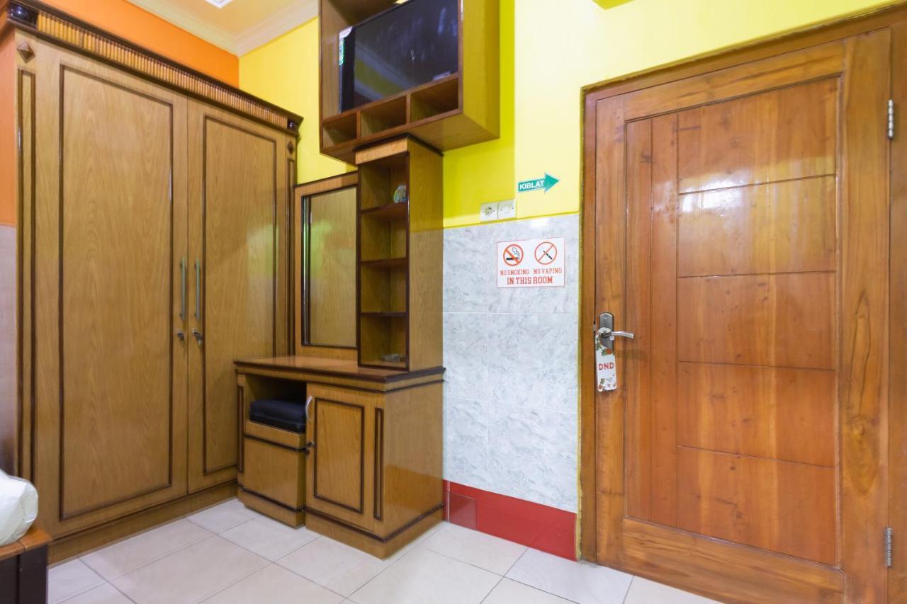 Homestay Gayatri Sawojajar Near Univ Negeri Malang Kampus 2 Mitra Reddoorz Zewnętrze zdjęcie