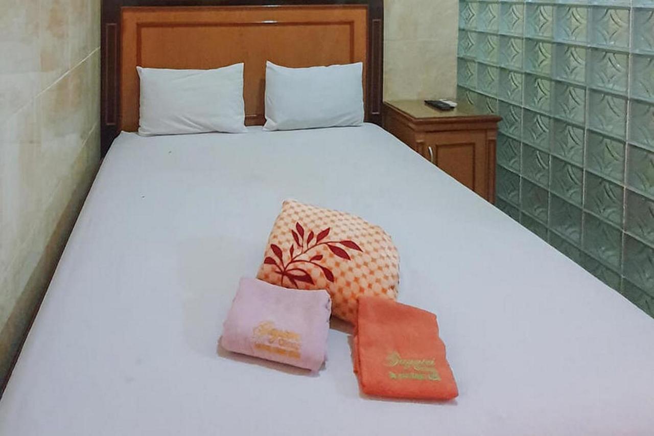 Homestay Gayatri Sawojajar Near Univ Negeri Malang Kampus 2 Mitra Reddoorz Zewnętrze zdjęcie